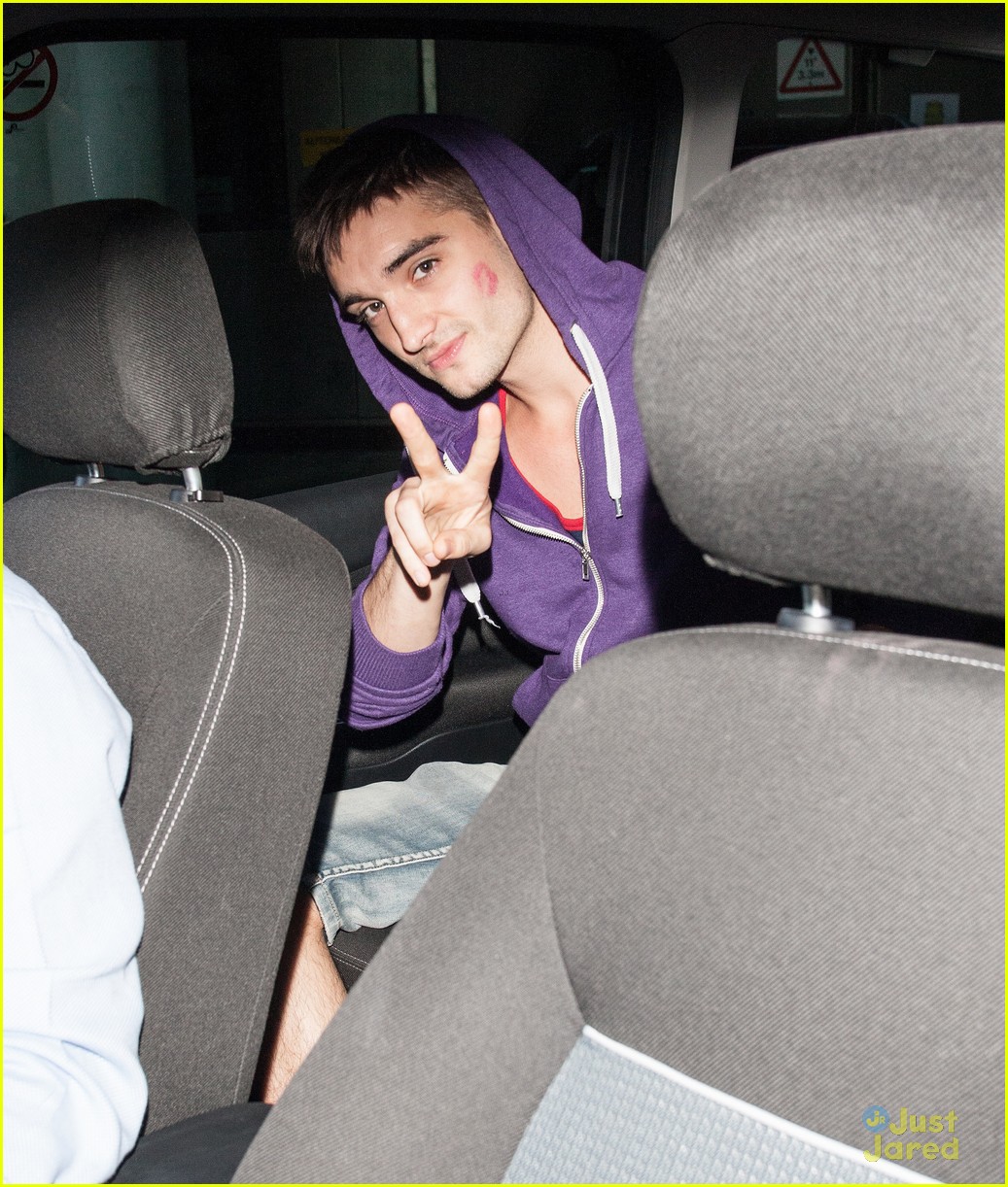 the wanted bbc radio one stop after airport arrival 26