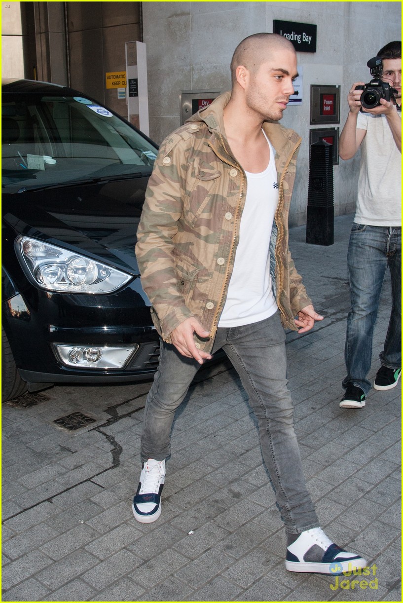 the wanted bbc radio one stop after airport arrival 27