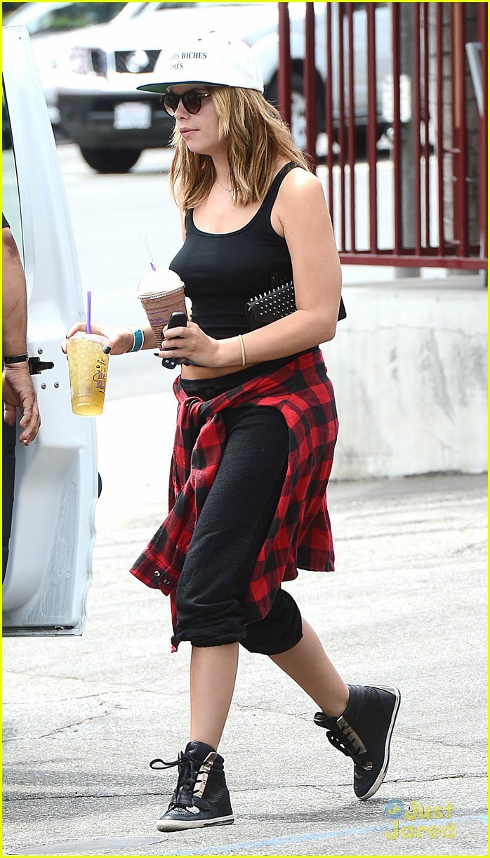 ashley benson steps out before shocking pll summer finale 05