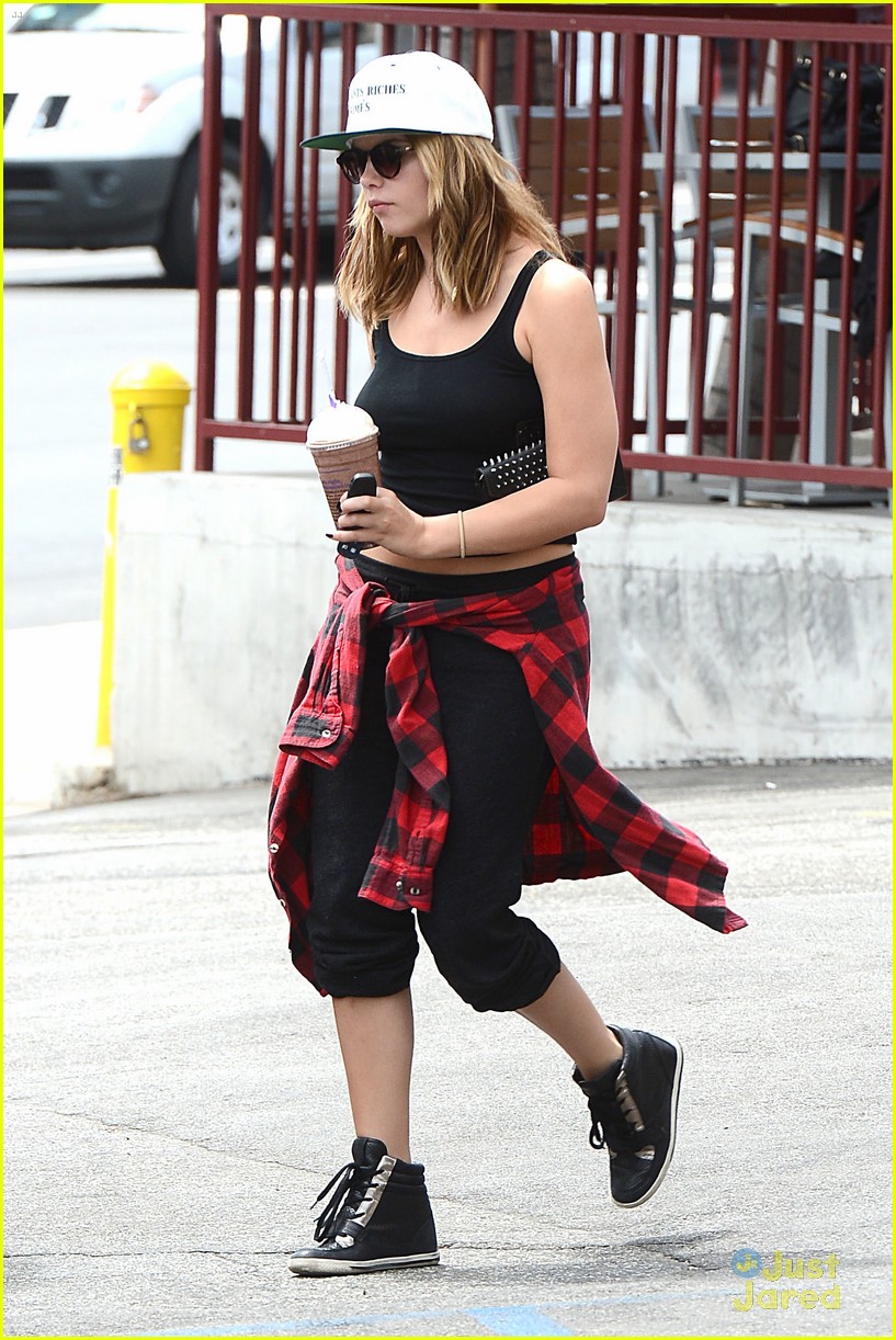 ashley benson steps out before shocking pll summer finale 10