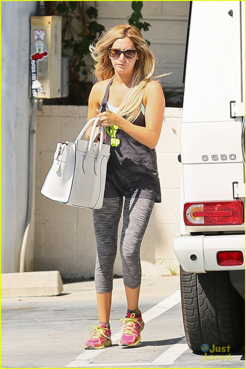 ashley tisdale christopher french is her perfect guy 01