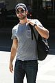 chace crawford lax arrival 02
