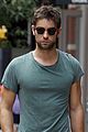 chace crawford hangs out in the big apple 02