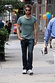 chace crawford hangs out in the big apple 03