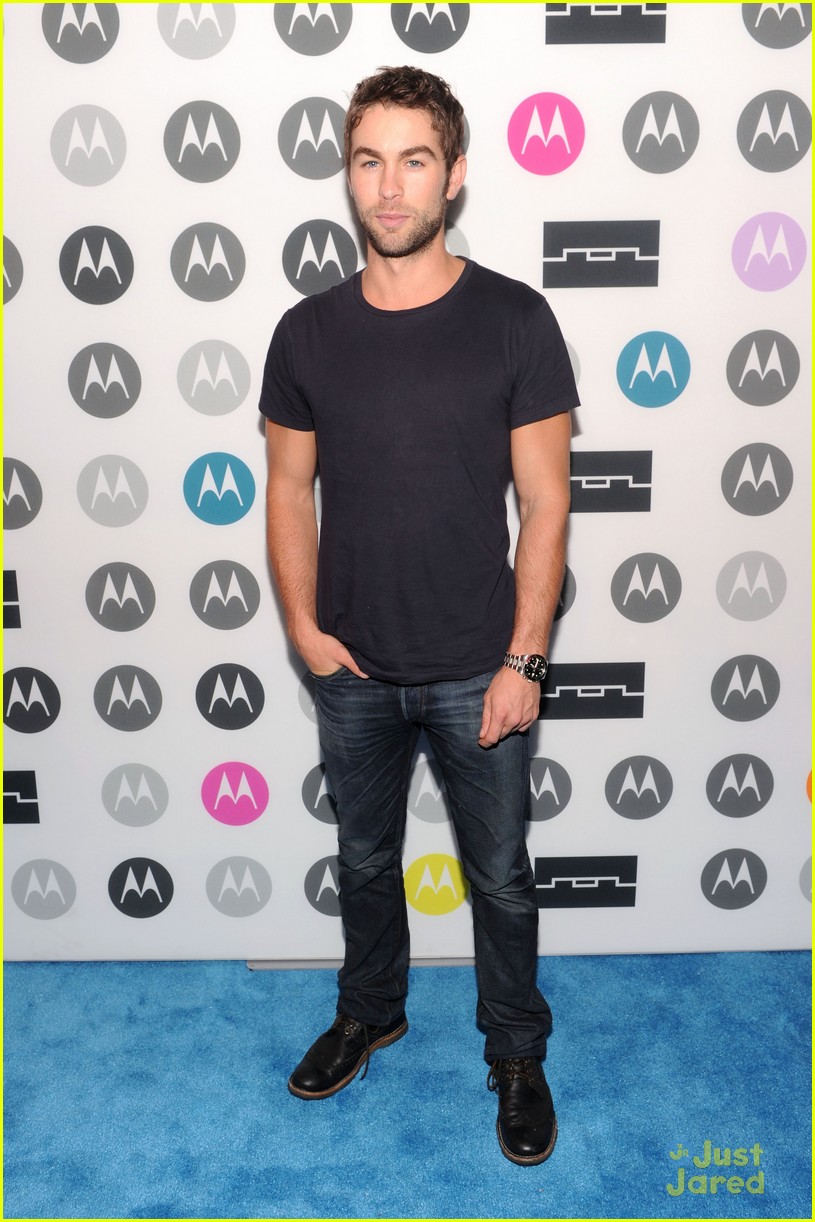 chace crawford motorola party pics 01