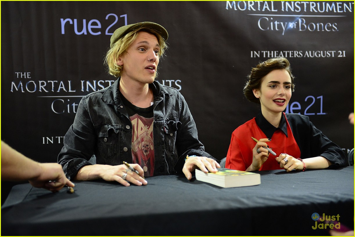 jamie campbell bower lily collins philly tmi 16