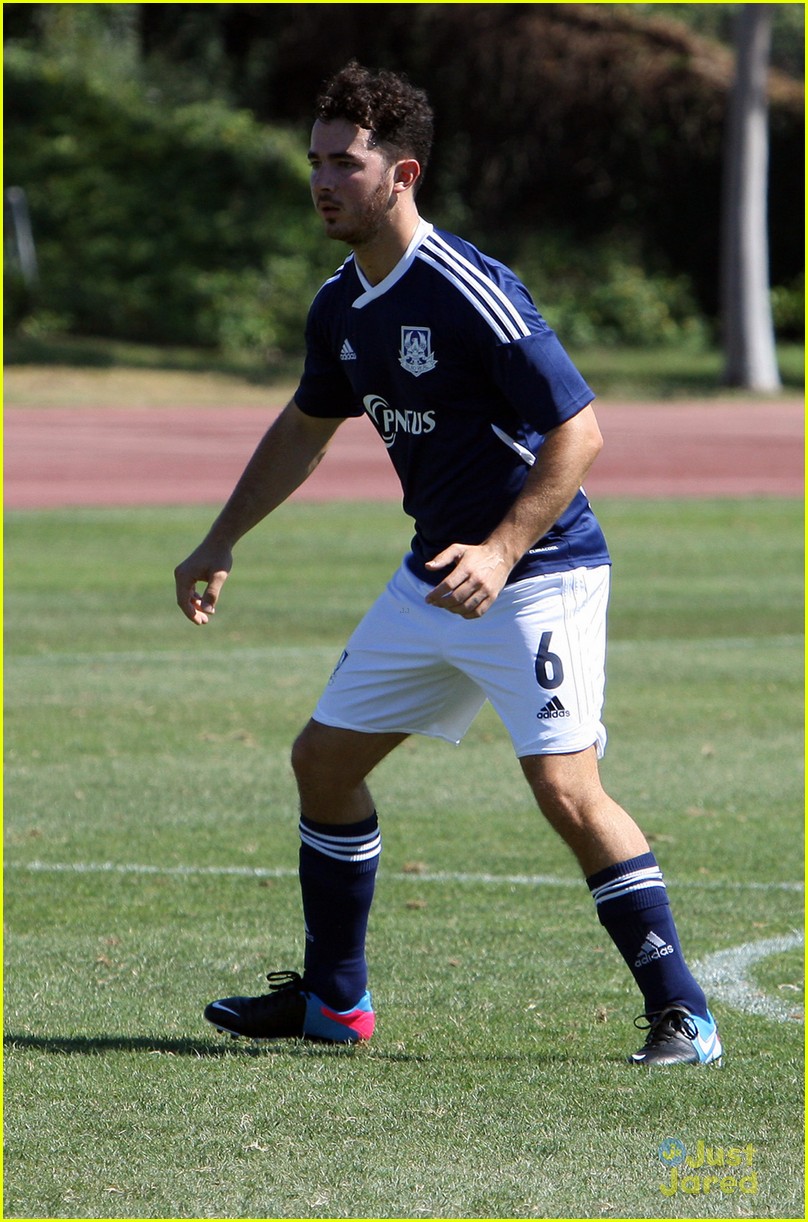 jonas brothers charity soccer game 11