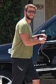 liam hemsworth phone charger ride 05