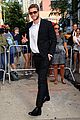 liam hemsworth visits the daily show with jon stewart 05