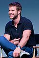 liam hemsworth promotes paranoia at the apple store 04