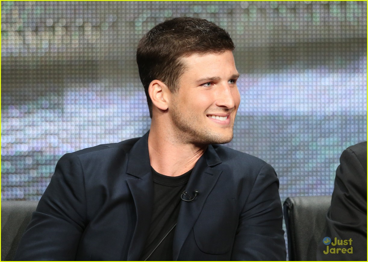 parker young enlisted tca panel 2013 01