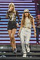taylor swift performs jenny from the block with jennifer lopez 01