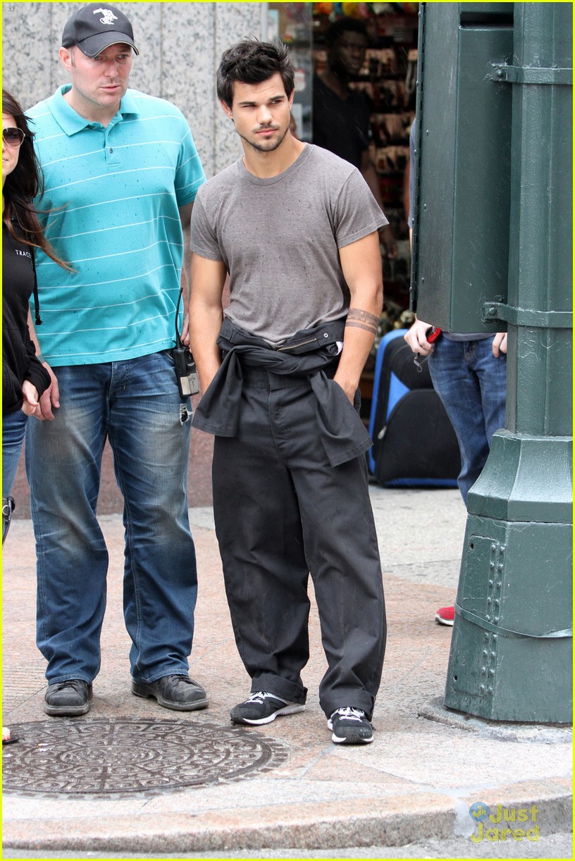 taylor lautner midtown tracers guy 05