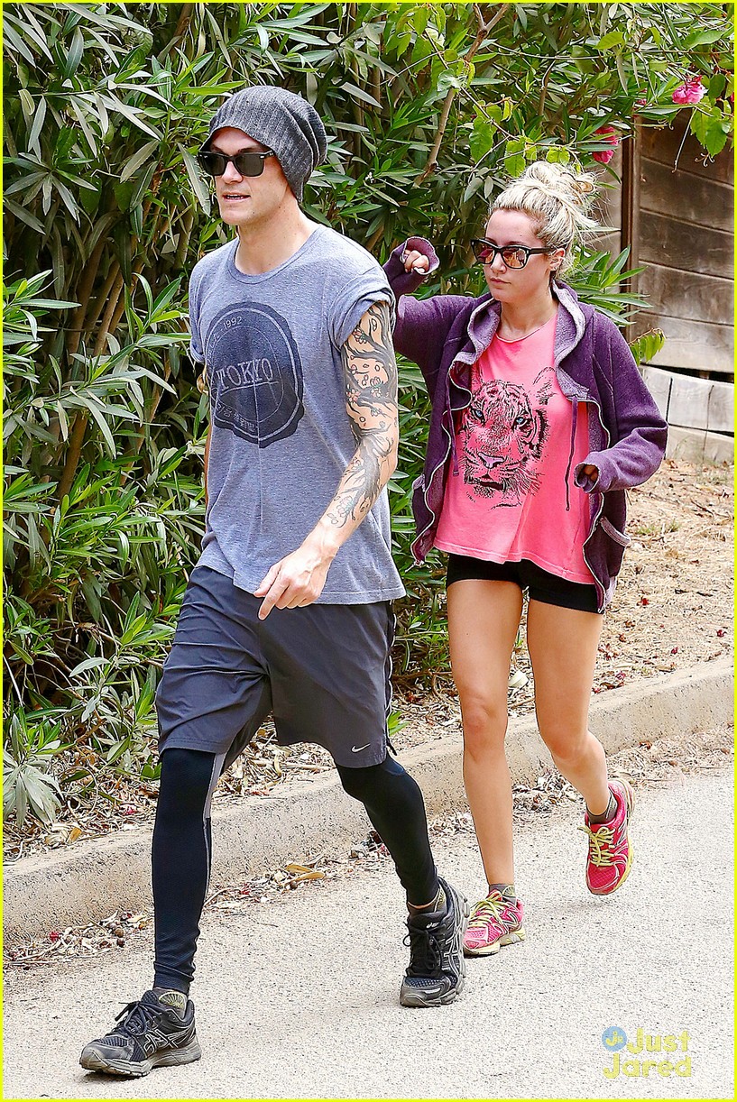 ashley tisdale christopher french hiking couple 02