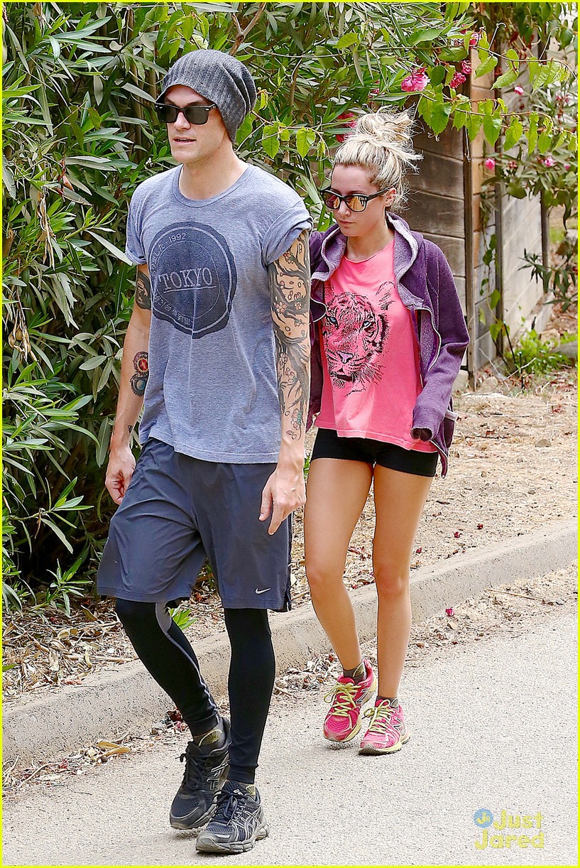 ashley tisdale christopher french hiking couple 13