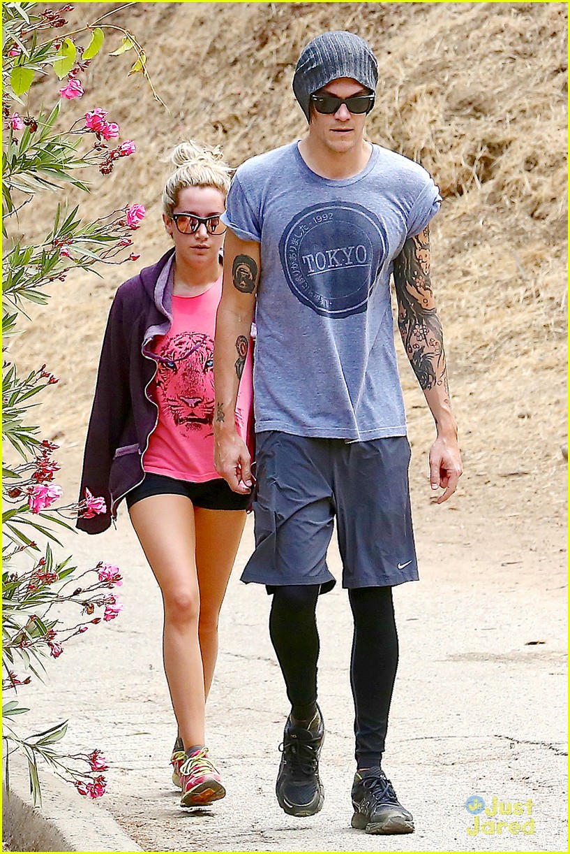 ashley tisdale christopher french hiking couple 16