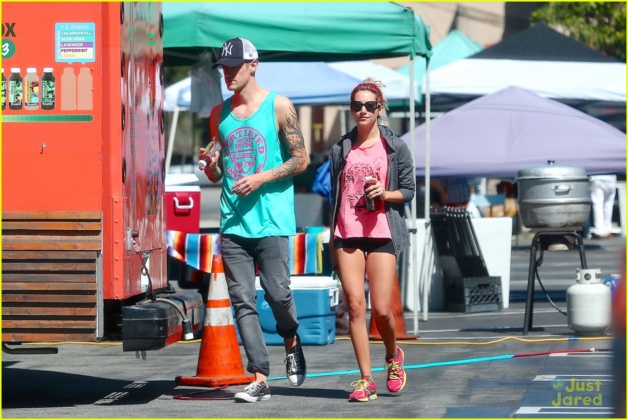 ashley tisdale christopher french food truck 10