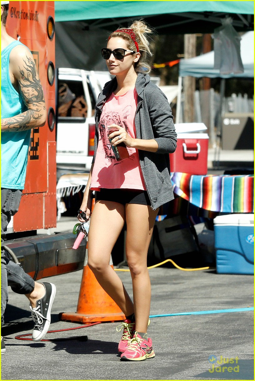 ashley tisdale christopher french food truck 13