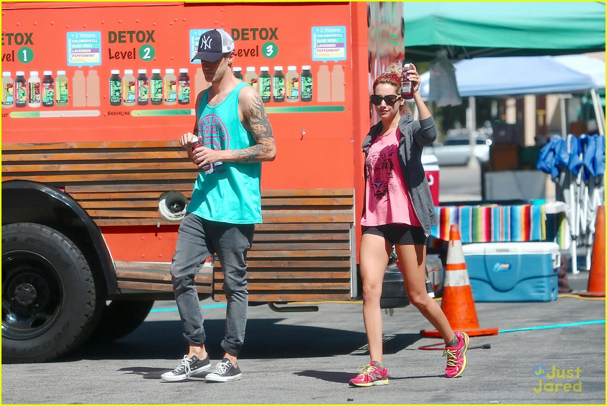 ashley tisdale christopher french food truck 16