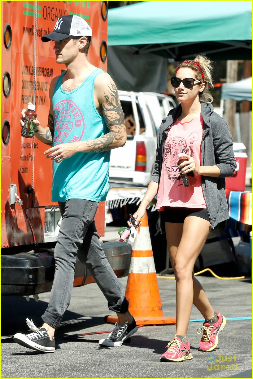 ashley tisdale christopher french food truck 20