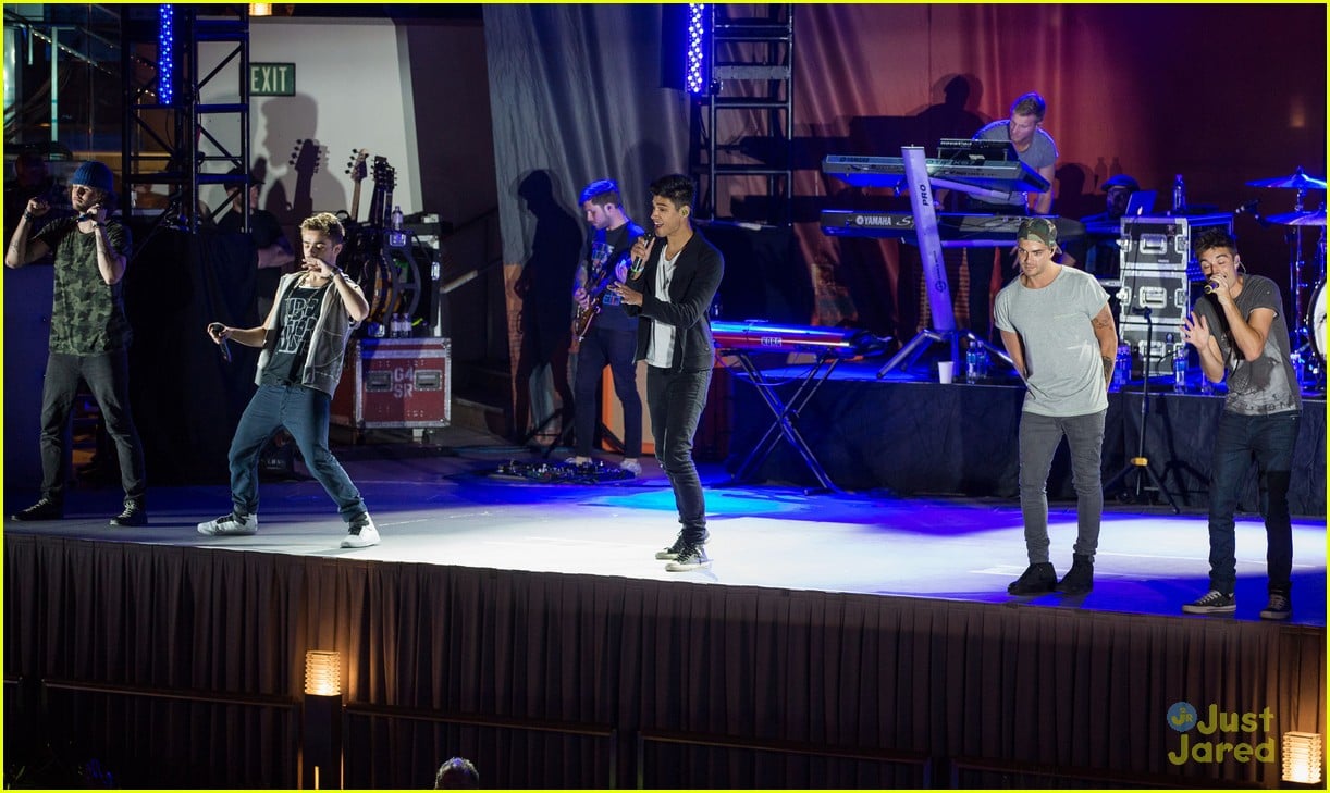 the wanted boulevard pool performance 32