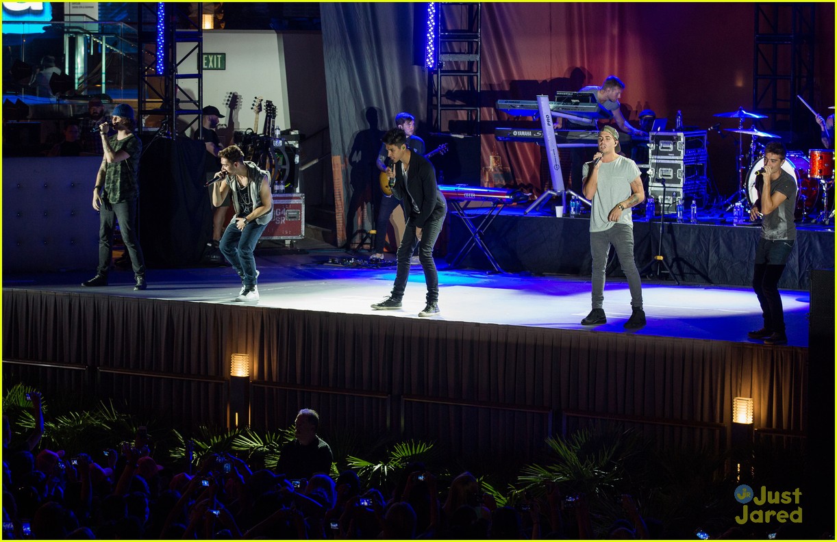 the wanted boulevard pool performance 35