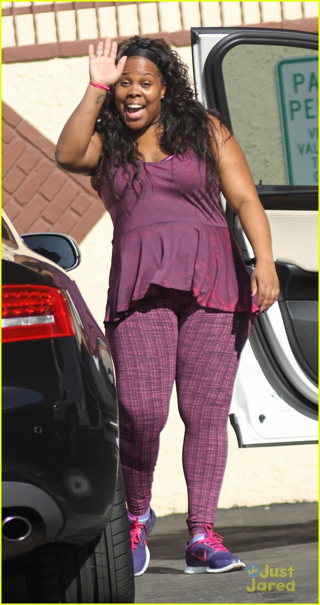 amber riley i was amazed my glee cast mates came to dwts 01