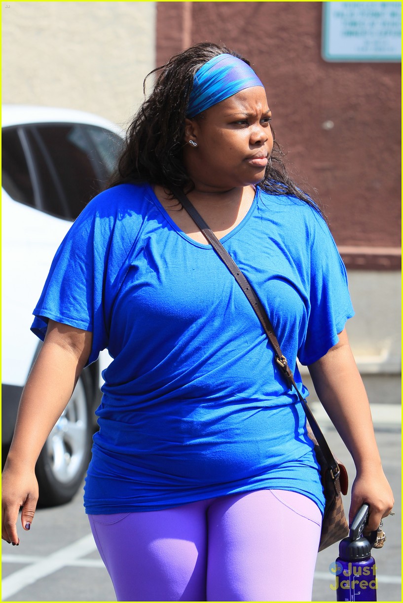 amber riley dwts practice mall 08