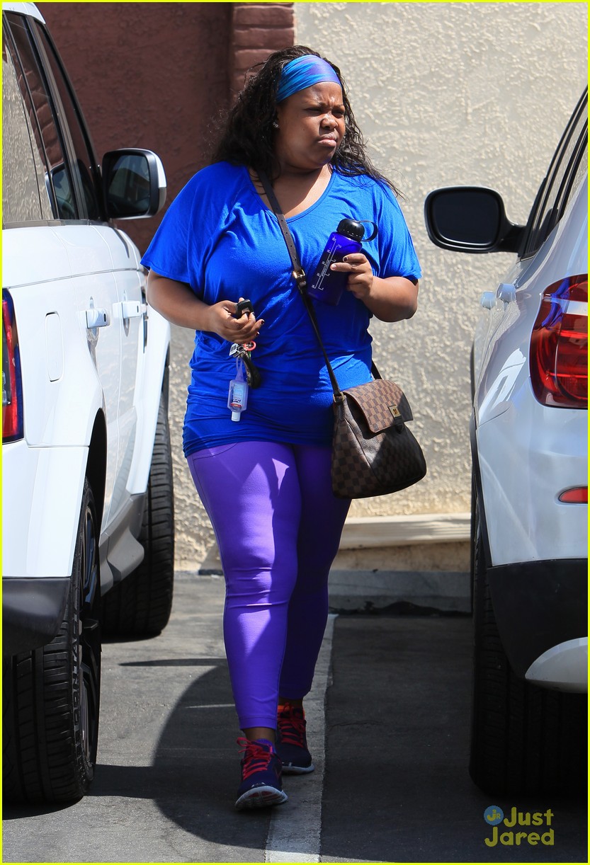 amber riley dwts practice mall 09