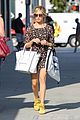 ashley tisdale alice olivia stop with mom 01
