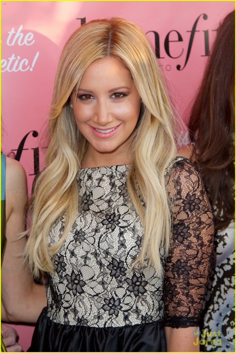 ashley tisdale theyre real volutionary award winner 10