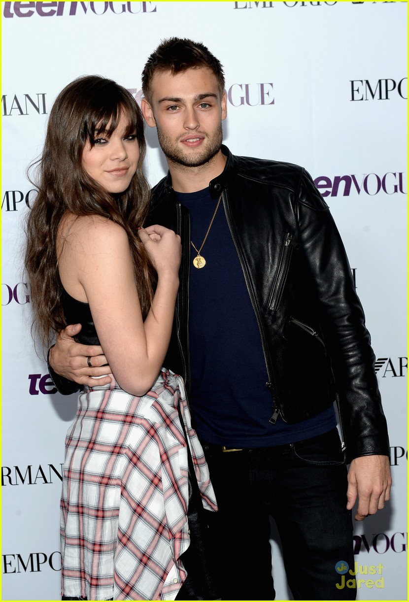 hailee steinfeld douglas booth teen vogue party 05