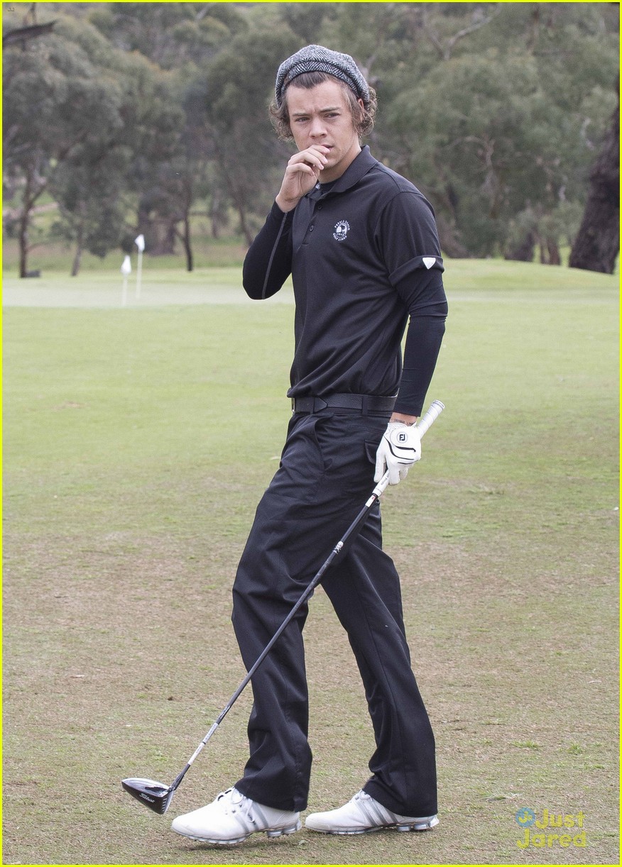 harry styles niall horan australian golf buddies 23
