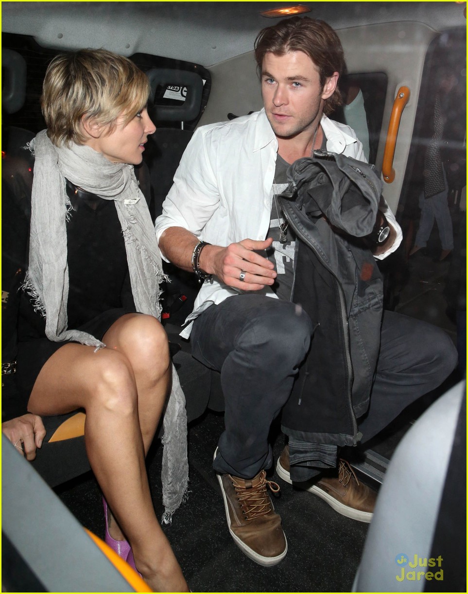 liam hemsworth hangs with brother chris 10
