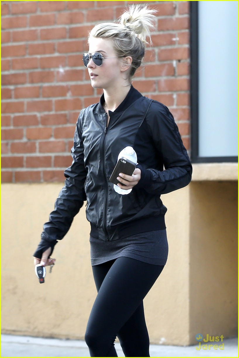 julianne hough hits the gym before dance studio stop 12