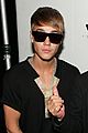 justin bieber debuts new hairstyle at nyfw show 03
