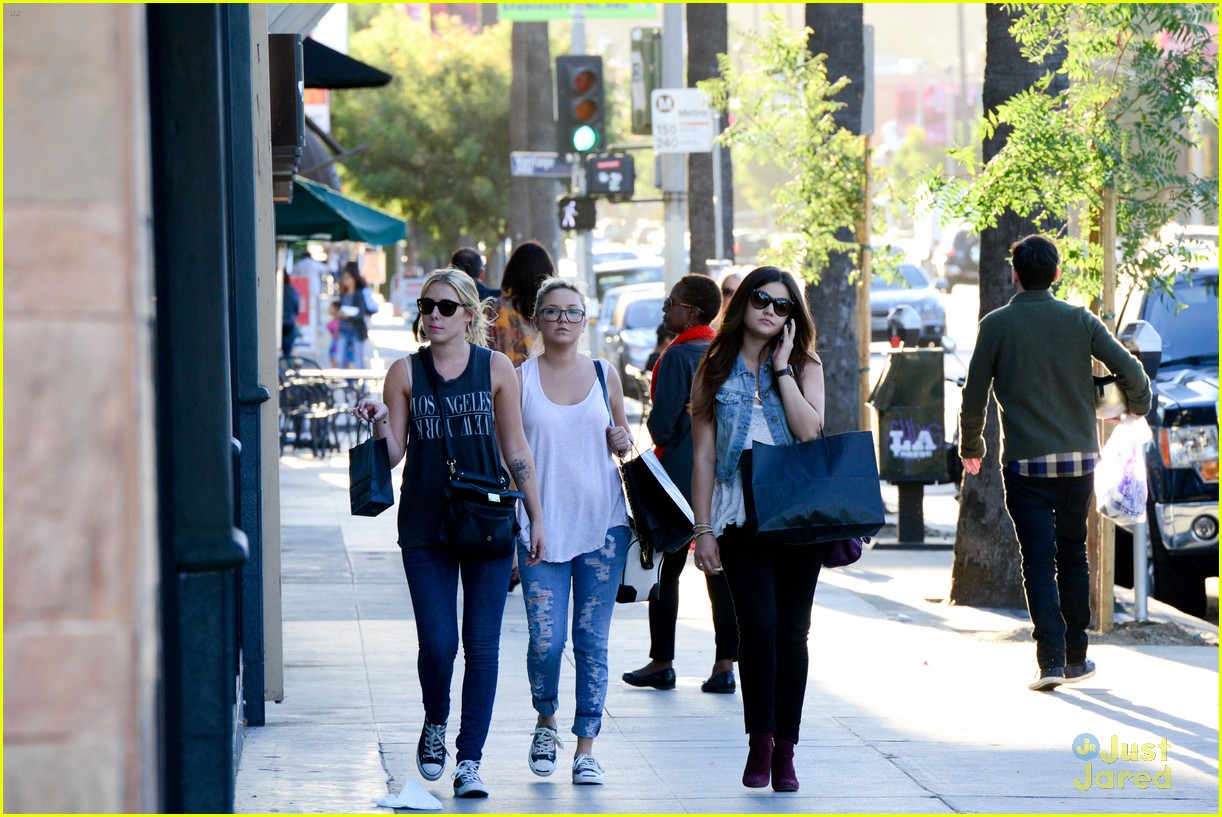 lucy hale free people shopping 02