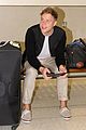 olly murs baltimore airport arrival 02