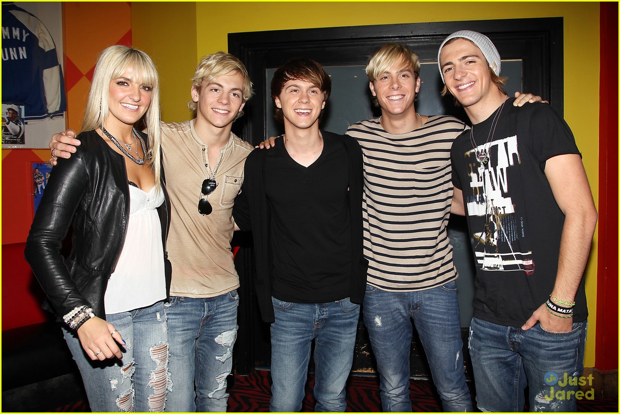 r5 stop by planet hollywood good morning america 36