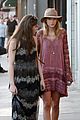 taylor swift goes shopping with hailee steinfeld 20