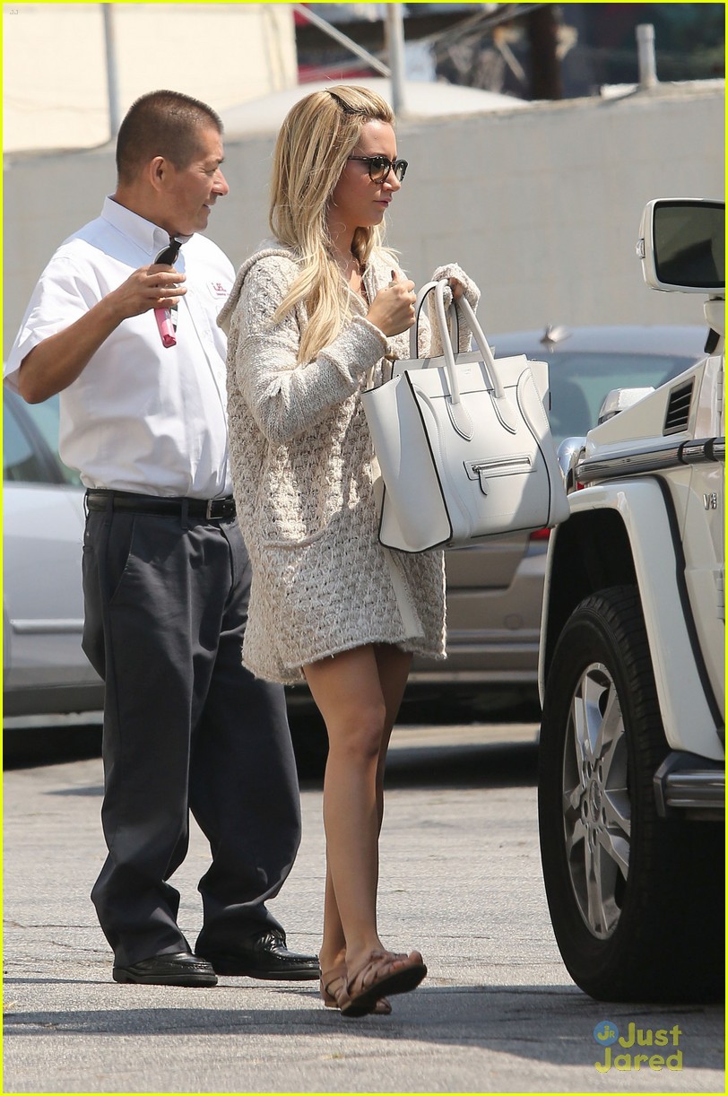 ashley tisdale auditions young hungry 06
