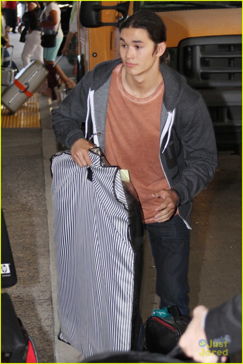 booboo stewart back in la after china trip 11