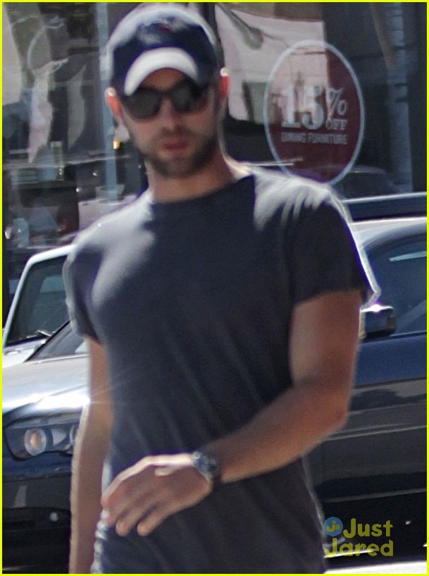 chace crawford kings road cafe lunch 05