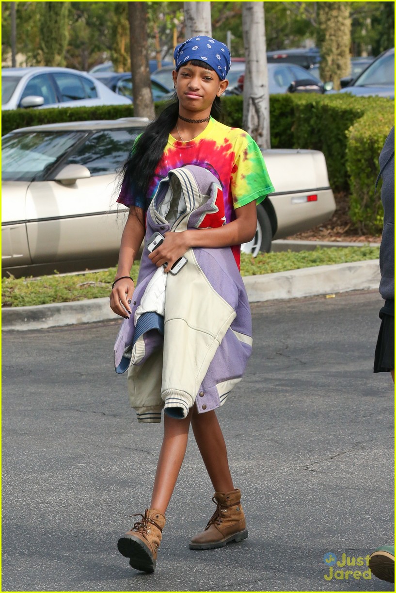 jaden smith kylie jenner grab lunch with willow and kendall 15