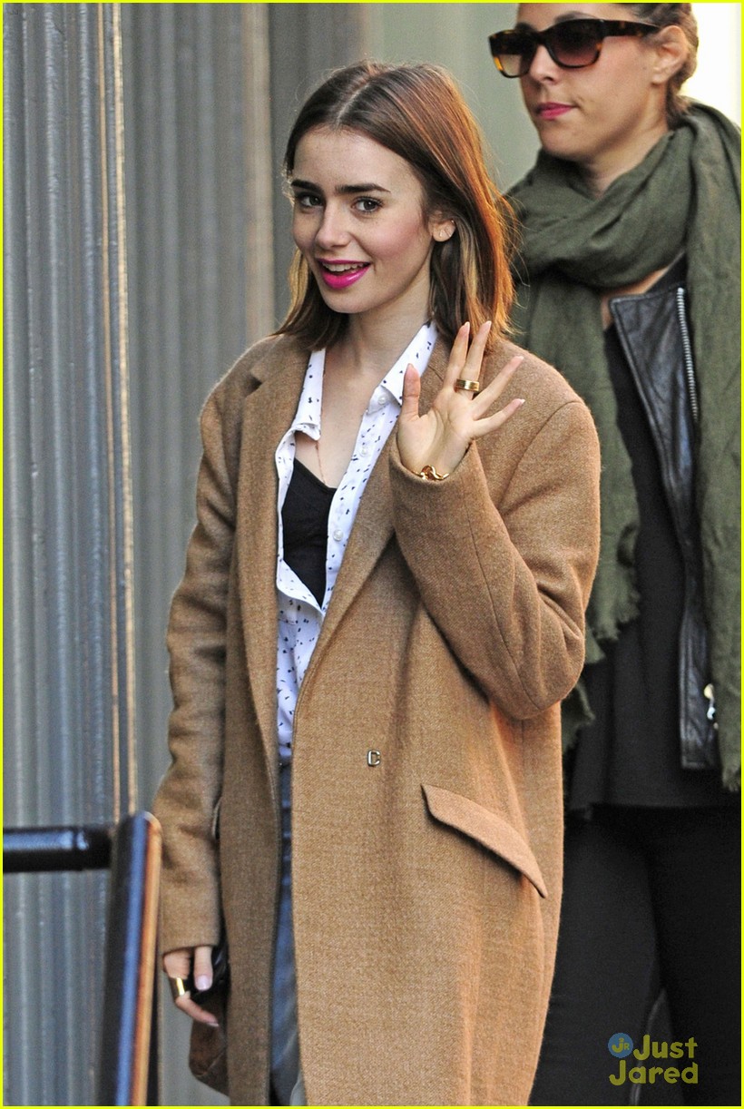lily collins kinky boots nyc 06