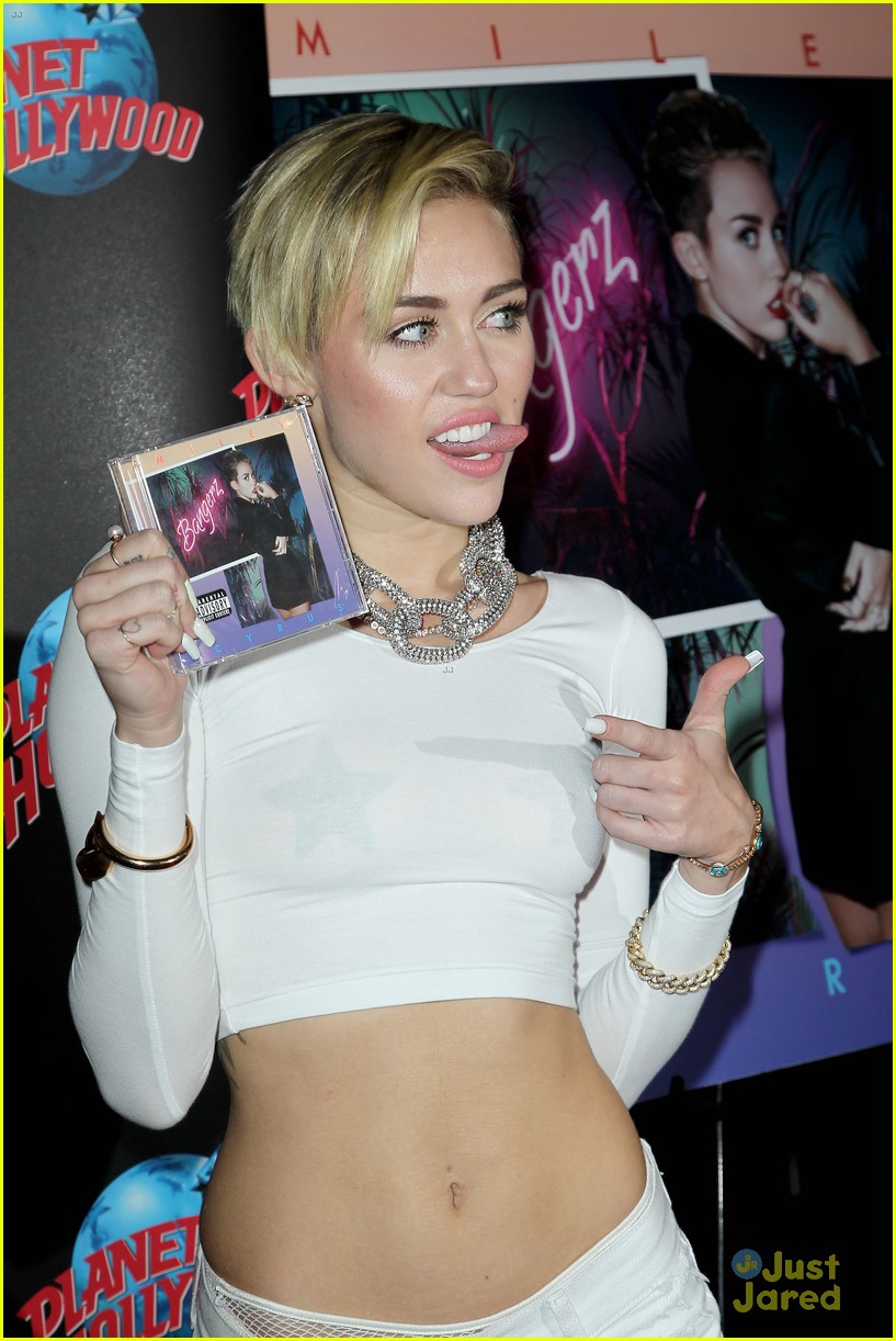 Miley Cyrus: 'Bangerz' Promo in NYC: Photo 606088, Miley Cyrus Pictures
