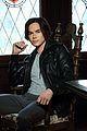 new ravenswood cast photos gallery 01