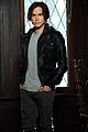 new ravenswood cast photos gallery 22