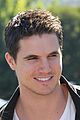 robbie amell opens up about tomorrow people audition 06