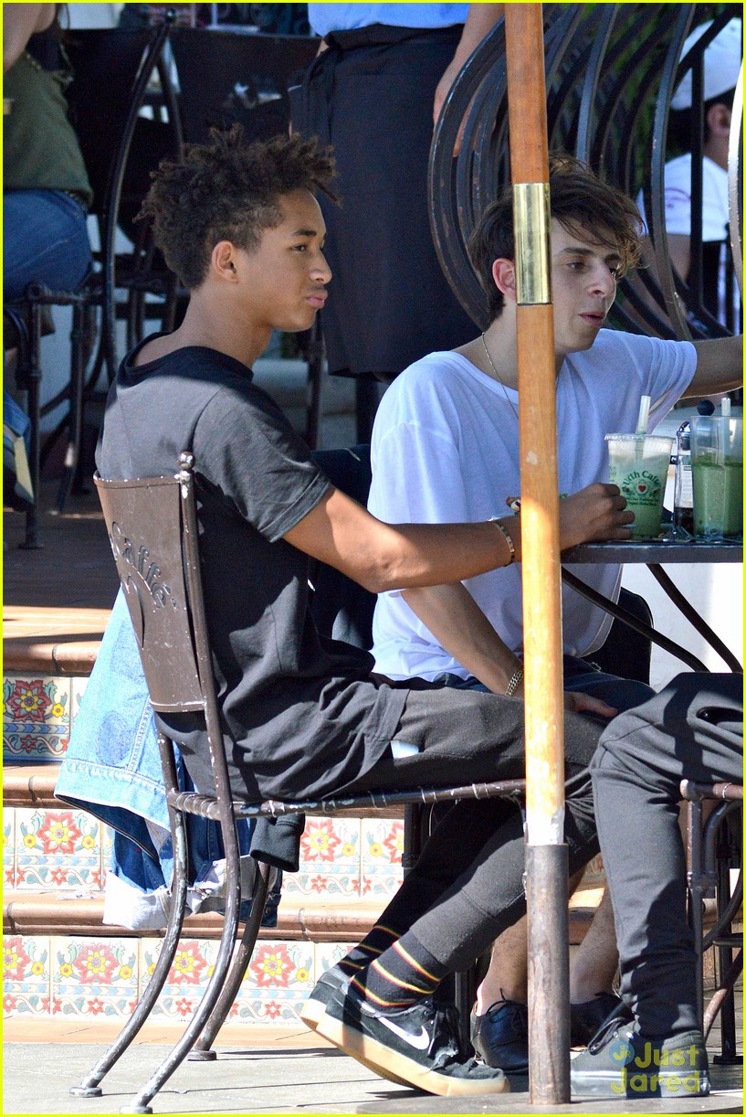 jaden smith hangs with pals kylie jenner lunches with mom 14